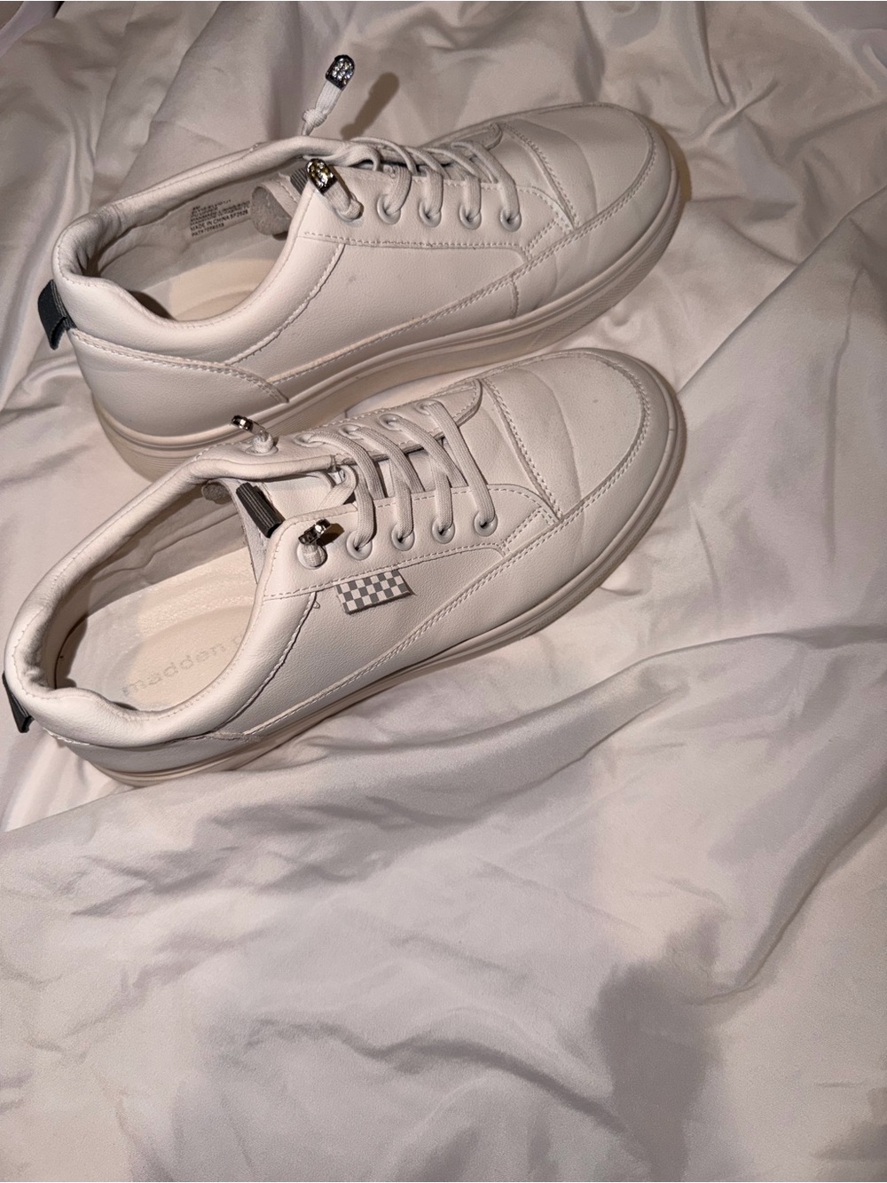 Men's White Low-Top Leather Sneakers